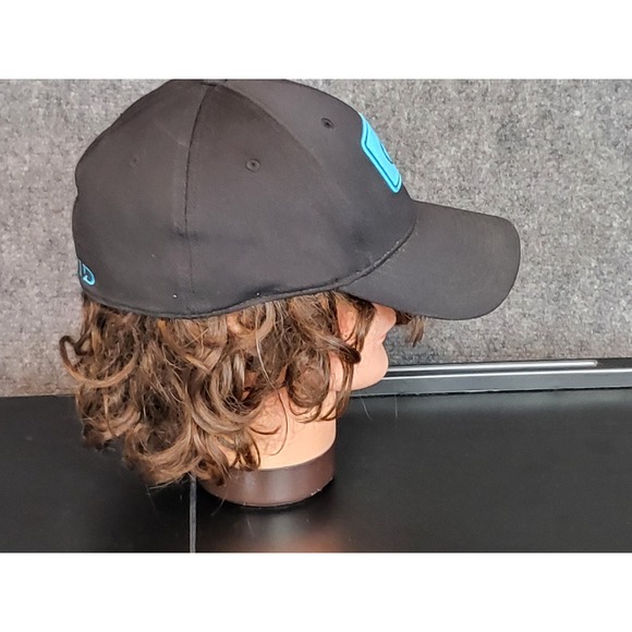 AVID Fishing Hook Patch Hat Black Flex Fit S/M Angler Fisherman‎ Cap Headgear - Picture 8 of 8